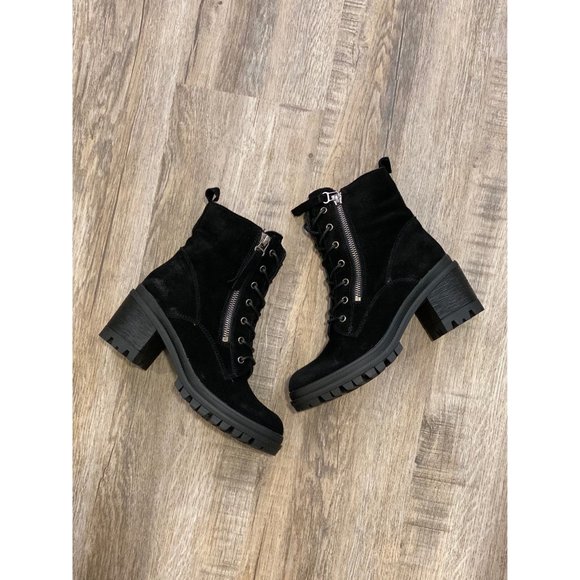 The "Giselle" Combat Boots - Picture 2 of 5